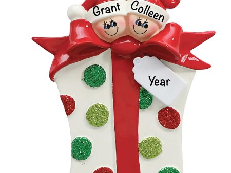 Gift Box Couple Personalized Ornament Cheap